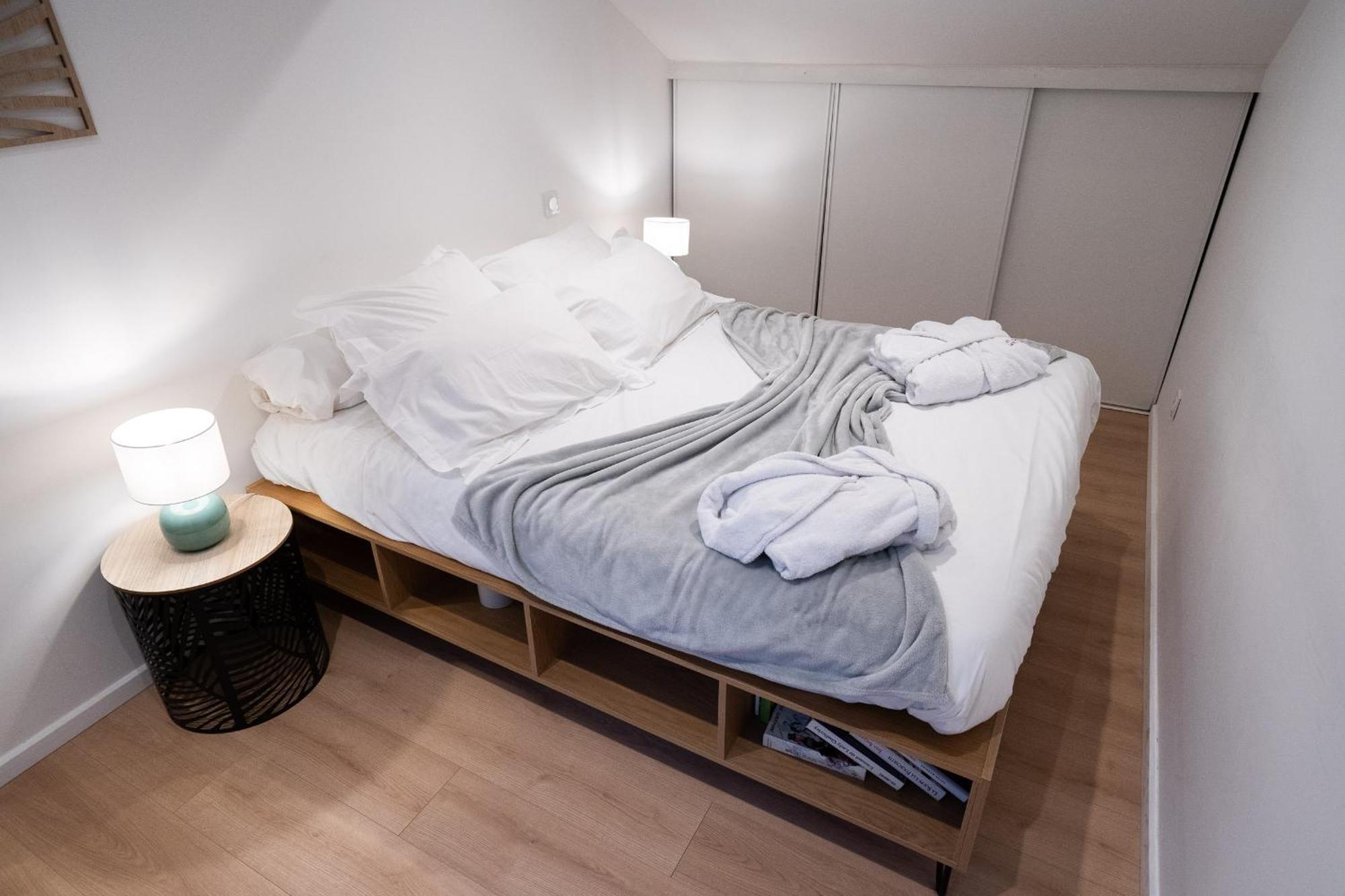 Loft Dyane - Le Meridien #Parking #Lave-Linge #Clim #Netflix ชาร์บอนนิแยร์-เลส์-แบ็งส์ ภายนอก รูปภาพ