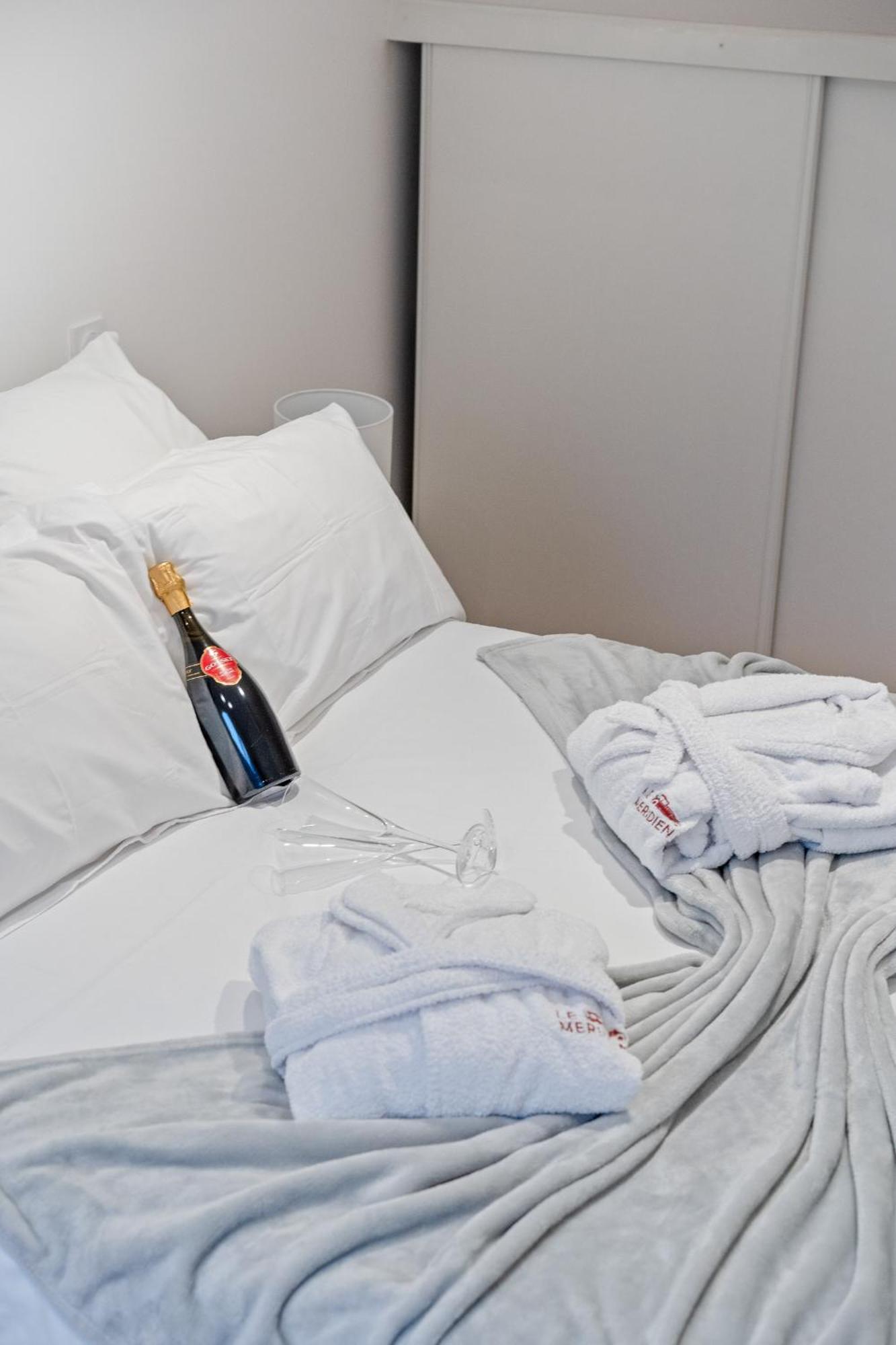 Loft Dyane - Le Meridien #Parking #Lave-Linge #Clim #Netflix ชาร์บอนนิแยร์-เลส์-แบ็งส์ ภายนอก รูปภาพ